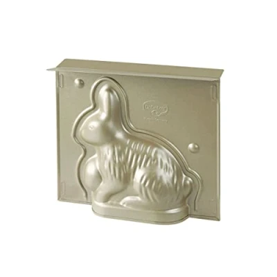 Abbildung von Dr. Oetker Backform Hase zu Ostern 600 ml Füllvolumen 3D Kuchenform in Gold mit Antihaftbeschichtung und Osterhase als Motiv zum backen Leckere Deko Osterhasenform