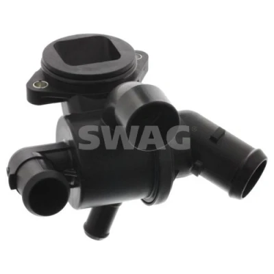 Abbildung von SWAG 32 93 9226 Kühlwasserthermostat 87 mit Gehäuse VOLKSWAGEN: GOLF 6, Sharan II, Passat B7 Variant, SKODA: Octavia 2 Combi, Superb II Estate, Yeti