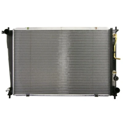 Abbildung von NISSENS 67040 Kühler, Motorkühlung Aluminium 650 438 26 Kühlrippen gelötet