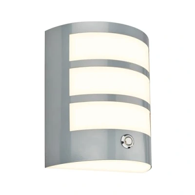 Abbildung von BRILONER LED Wandleuchte ohne Stromanschluss mit Touch, dimmbar in Stufen, 15 min. Timer, Wandlampe Akku, Aussen, Wandbeleuchtung außen, Außenleuchte, Außenwandleuchten, 18x15x7 cm, Chrom Matt