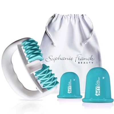 Abbildung von Stephanie Franck Beauty Cellulite Massagegeräte Set mit 1 Massageroller My Body Shaper, 2 Silikon Schröpfgläser Cellu Shaper (5,5 cm + 7 cm) Baumwoll Sack für eine straffe Haut türkis
