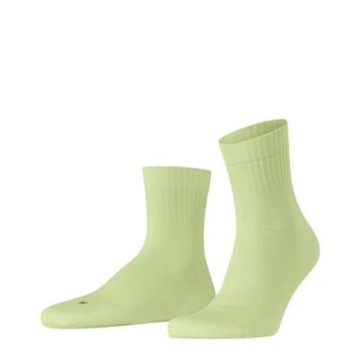 Abbildung von Falke RUN RIB Unisex Socken, Größe: 44 45, Lemon (7498)