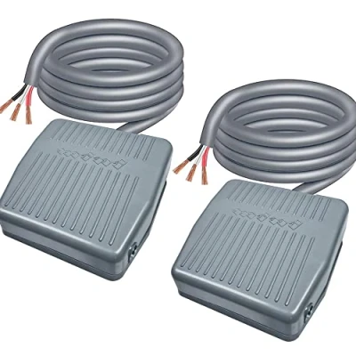 Abbildung von Gebildet 2pcs 250VAC/10A Momentan Fusspedalschalter, SPDT NO NC Industrie Fußschalter, Fussschalter Fußtaster Trittschalter Fußpedal Schalter mit 1m Kabel und Rutschfester Gummioberfläche