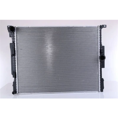 Abbildung von NISSENS 606514 Kühler, Motorkühlung Aluminium 600 478 32 Kühlrippen gelötet BMW: 3 Touring, 2 Coupe, Saloon