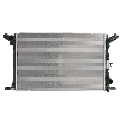 Abbildung von NISSENS 606578 Kühler, Motorkühlung Aluminium 720 471 32 Kühlrippen gelötet AUDI: Q7, A4 B9 Avant