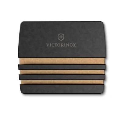 Abbildung von Victorinox Schneidebrett Ständer, Praktischer Halter für 3 Schneidebretter, 12.7 x 10.2 1.2, Platzsparend, Aufbewahrung, Schwarz