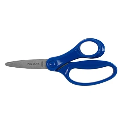 Abbildung von Fiskars Kinderschere, Schere für große Kinder im Alter von 8 11 Jahren, Rechtshändig, Länge: 15 cm, Blau, 1067849