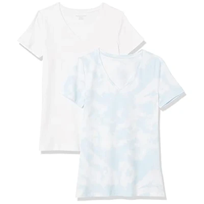 Abbildung von Amazon Essentials Damen T Shirt mit kurzen Ärmeln und V Ausschnitt in normaler Passform, 2er Pack, Blau Batik/Weiß, L