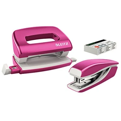 Abbildung von Leitz 55996023 Mini Heftgerät und Locher Set (für bis zu 10 Blatt, Inkl. Heftklammern, WOW) metallic pink