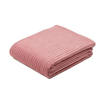 Abbildung von Gözze Kuschelweiche Kuscheldecke, Feine Cord Optik, 1040g/Stück, 150 x 200 cm Beere