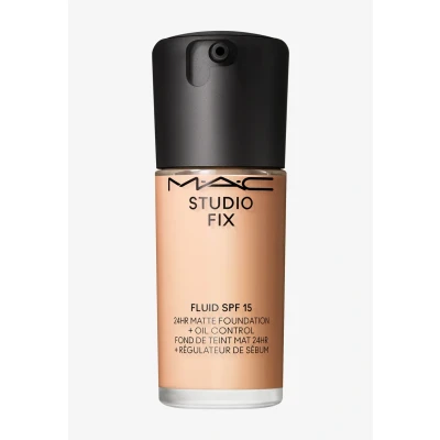 Abbildung von MAC Studio FIX Fluid SPF15 Foundation, Größe: 30 ml, Nw13