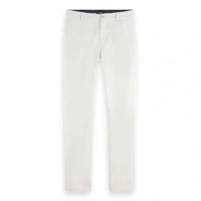 Abbildung von Scotch &amp; Soda Herren CORE Mott Stretch Cotton Chino Pants, Off White, 34 36