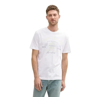 Abbildung von TOM TAILOR Herren 1037735 T Shirt aus Baumwolle mit Logo Print, 13308 White 1, M