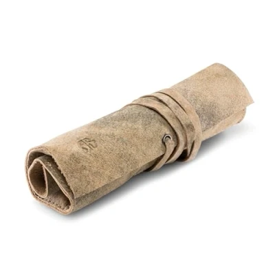 Abbildung von Angus Stoke Leder Rolltasche für Stifte, Pinsel und Accessoires Federtasche aus Handmade Stiftrolle Leonardo (Beige Antik)