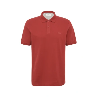 Abbildung von s.Oliver Poloshirt, mit Logostickerei