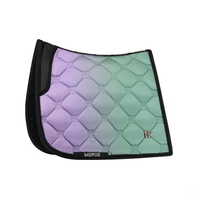 Abbildung von Mrs. Ros Schabracke Charmer Fade Lavender Fields Dressur GrünVerkauft von Agradi