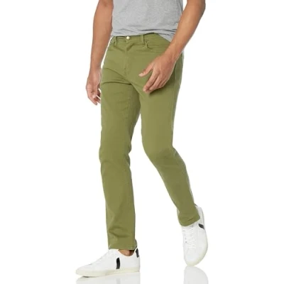 Abbildung von Amazon Essentials Herren Slim Fit Jeans, Olivgrün, 42W / 29L