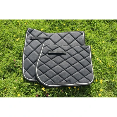 Abbildung von HB Schabracke Sparkling Glitter Springen Schwarz Warmblut Agradi.deVerkauft von Agradi