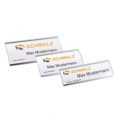 Abbildung von 10 Stück Namensschilder Komplettset, Silber Metall, mit extra starkem Magnet, modisch gewölbt, transparente Schutzabdeckung,Name Badg für Kleidung, selbstbeschriftbar (60 x 30 mm)